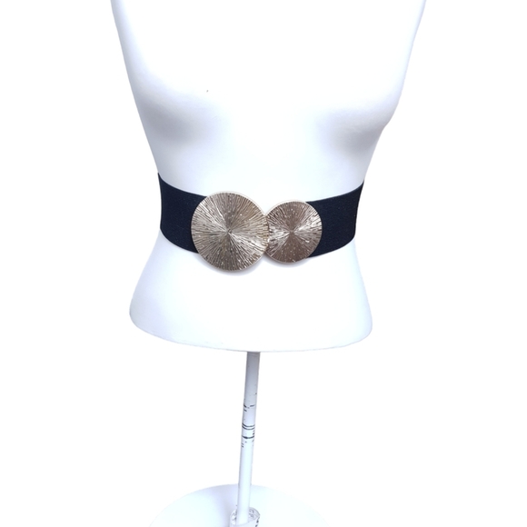 Black & Gold elastic waist belt with round disk buckle - Picture 2 of 5